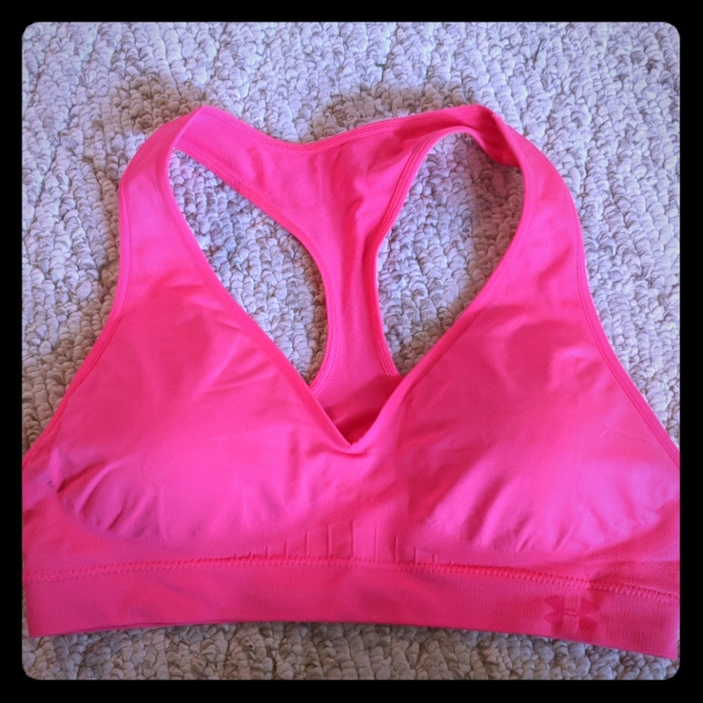 UNDER ARMOUR sports bra
